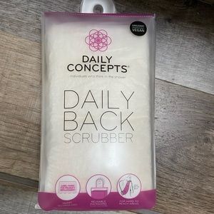 NWT Daily Concepts back scrubber